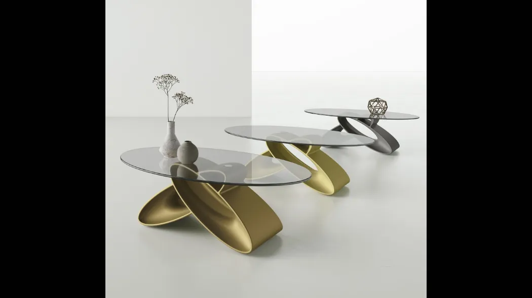 Tavolino ovale Eclipse con piano in vetro e base in poliuretano di Target Point