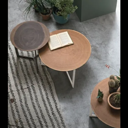 Tavolino Joy Wood con top in legno e base in metallo di Tomasella