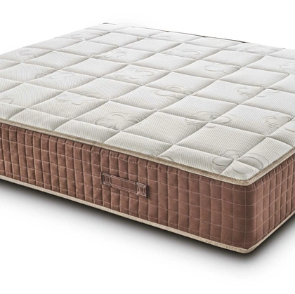 Materasso Butterfly in memory, poliuretano e 2500 molle insacchettate di Hoppla