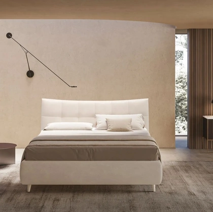Letto con testiera capitonné Allison di Ergogreen