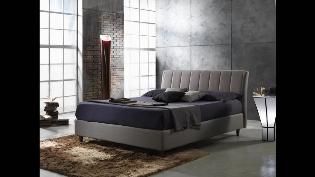 Letto in tessuto imbottito con testiera trapuntata Manon di Hoppla