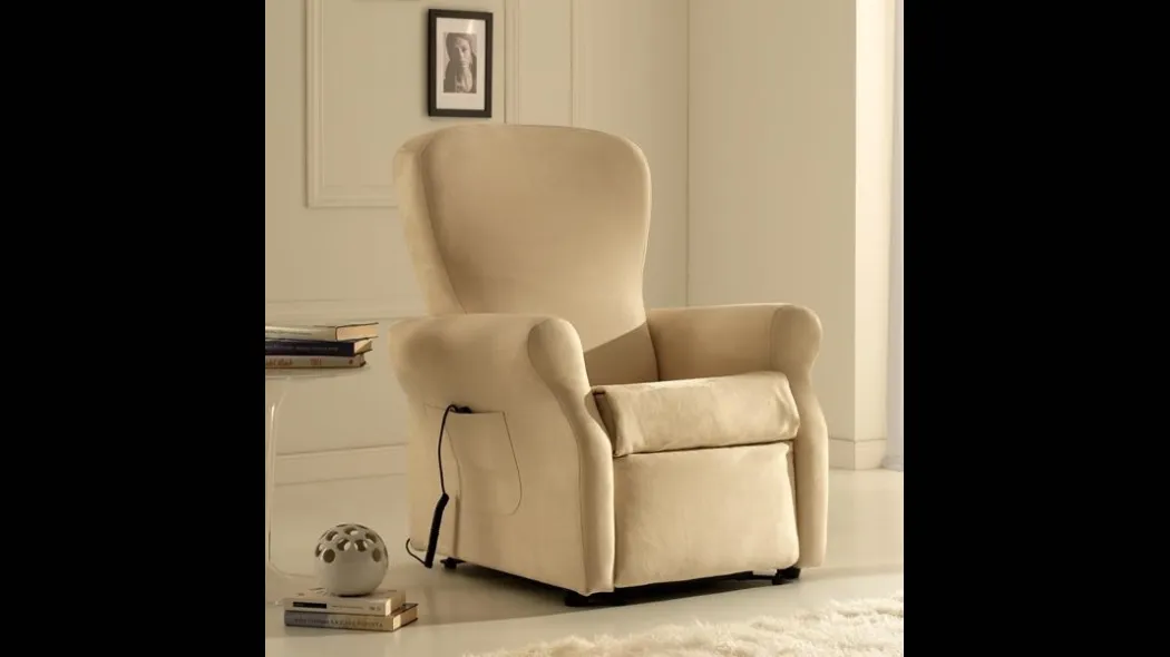 Poltrona in tessuto disponibile anche con ruote Relax di Hoppla