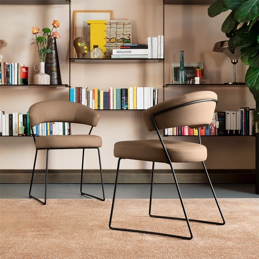 Sedia in ecopelle Ny Anniversary di Connubia