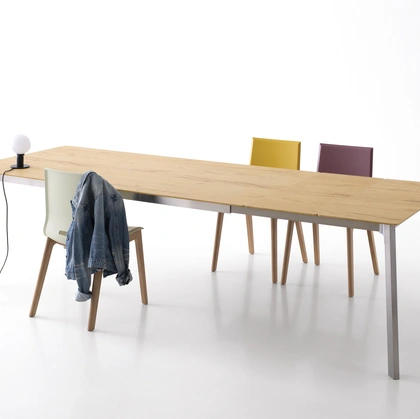 Tavolo allungabile Krono Angoli Raggiati di Pointhouse